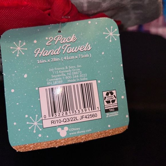 New Disney‎ Mickey Minnie Mouse Christmas Gray 2Pack Sleigh Ride Hand Towels - Picture 4 of 4